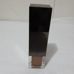 Burberry Sheer Foundation Trench No. 09 Bottle